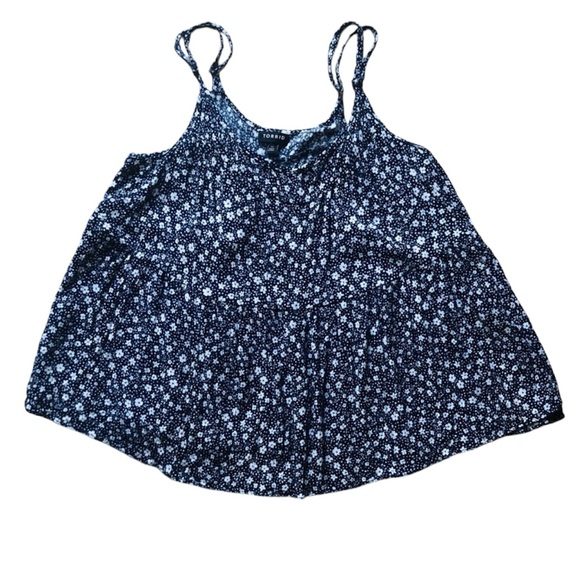 TORRID NAVY FLORAL GAUZE SHIRRED HEM BABYDOLL CAMI TOP SIZE 2 (2X/ 18-20) - Picture 1 of 16